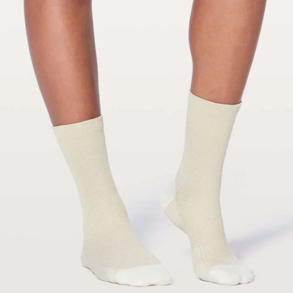 LULULEMON Born to sparkle GOLD socks - NEW - SO FASHIONABLE - Different Sizes